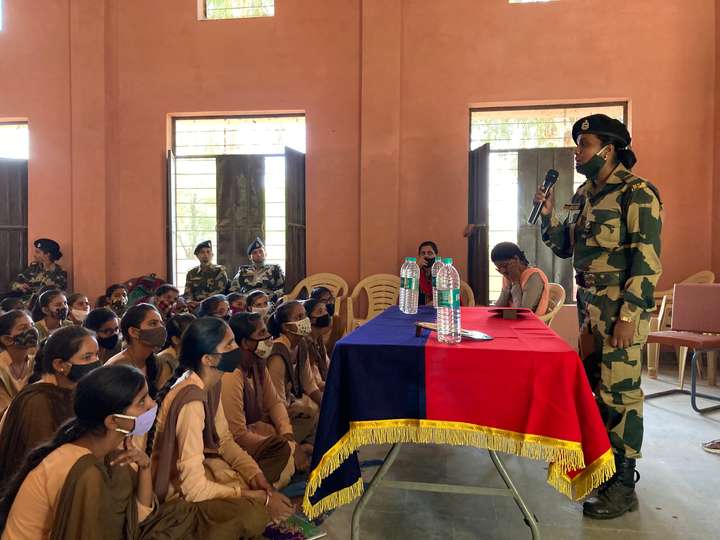 BSF female officers inspiring young girls!